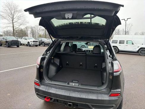 Certified 2022 Jeep Cherokee Trailhawk w/ Trailer Tow Group image 18