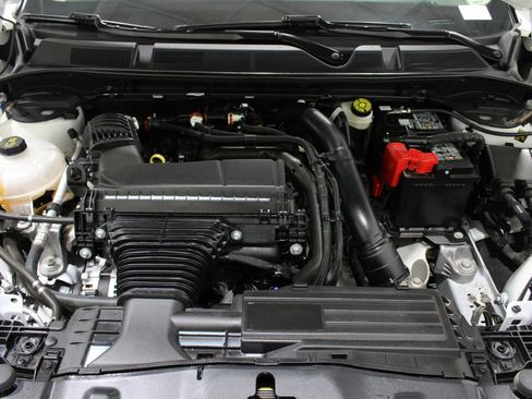 Used 2025 Lincoln Corsair FWD image 39