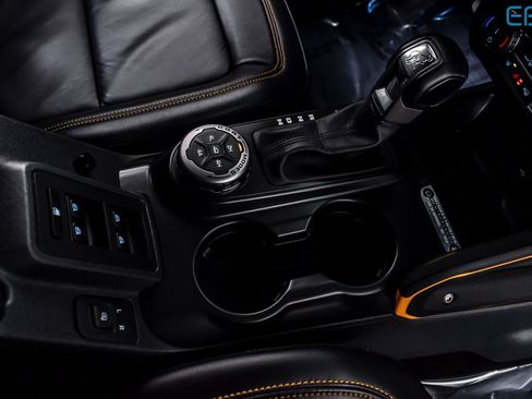 Used 2022 Ford Bronco Badlands image 29