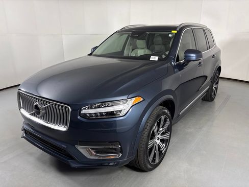 Used 2023 Volvo XC90 B6 Ultimate w/ Protection Package AWD/4WD image 4