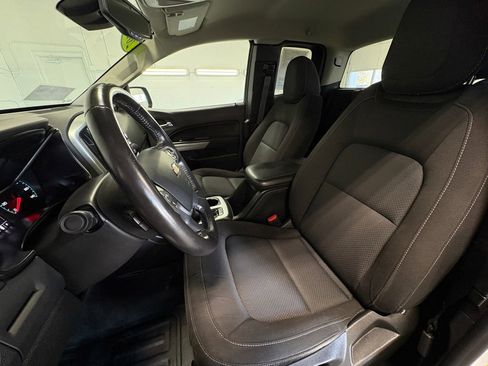 Used 2022 Chevrolet Colorado LT w/ Fleet Safety Package RWD image 18