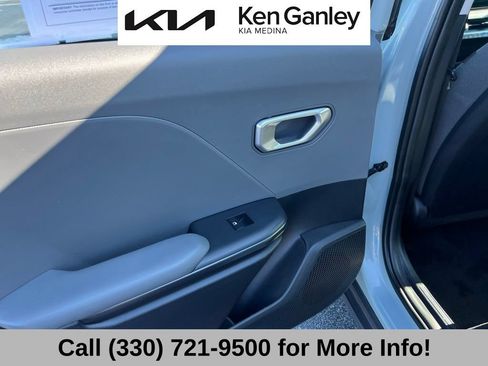 Certified 2025 Kia K4 FWD image 47