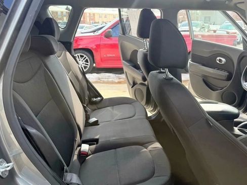 Used 2017 Kia Soul FWD image 21
