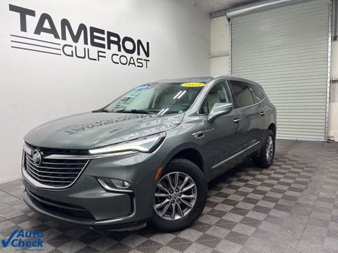 Certified 2023 Buick Enclave Essence image 2