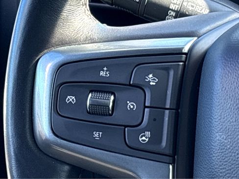 Used 2022 Chevrolet Tahoe LT w/ Luxury Package image 12