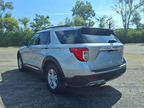 Used 2024 Ford Explorer XLT w/ Equipment Group 202A AWD/4WD image 7