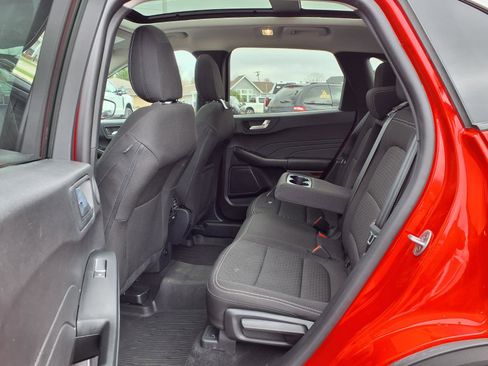 Used 2024 Ford Escape Active w/ Tech Pack #2 AWD/4WD image 11