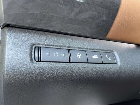 New 2026 Nissan Pathfinder Platinum FWD image 20