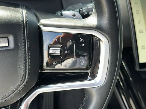 Used 2023 Land Rover Range Rover Sport SE image 13