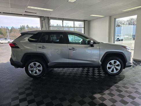 Used 2025 Toyota RAV4 LE image 47