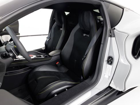 Used 2024 Lotus Emira First Edition image 15