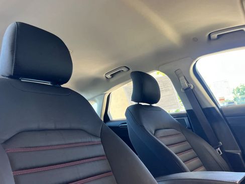 Used 2015 Ford Fusion SE FWD image 17