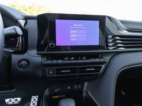 Certified 2025 Toyota Camry SE w/ Convenience Package FWD image 17