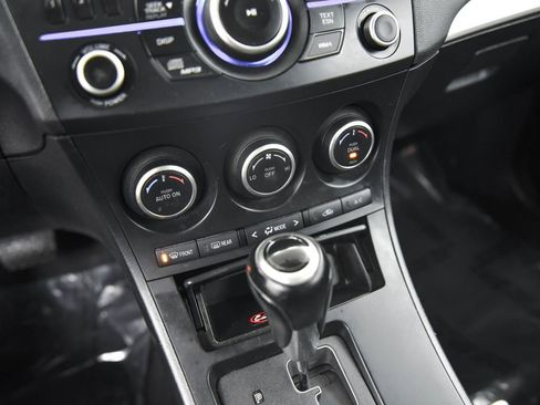 Used 2013 MAZDA MAZDA3 i Touring image 20