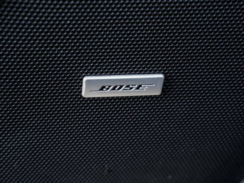 Used 2019 Chevrolet Traverse LT w/ LT Premium Package image 9