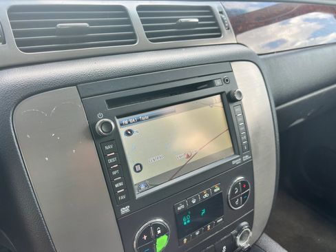 Used 2014 GMC Yukon SLT image 12