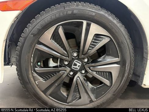 Used 2018 Honda Civic EX image 10