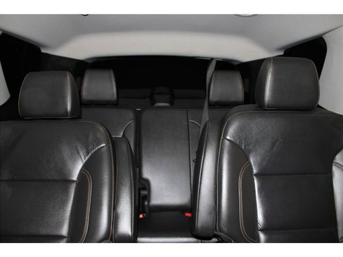 Used 2020 Chevrolet Traverse RS image 19