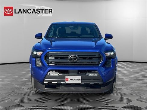 Used 2024 Toyota Tacoma TRD Sport image 2