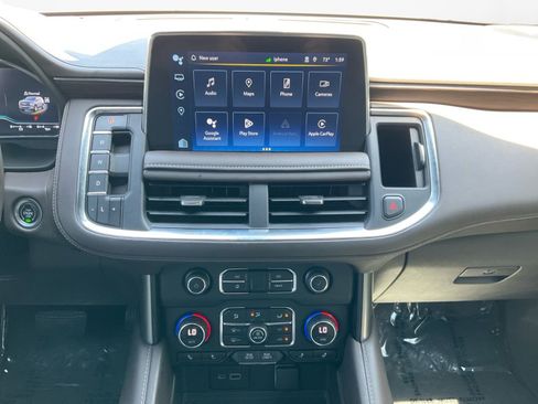 Used 2022 Chevrolet Suburban LT w/ Max Trailering Package AWD/4WD image 11