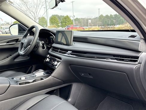 Used 2024 INFINITI QX60 Luxe image 29