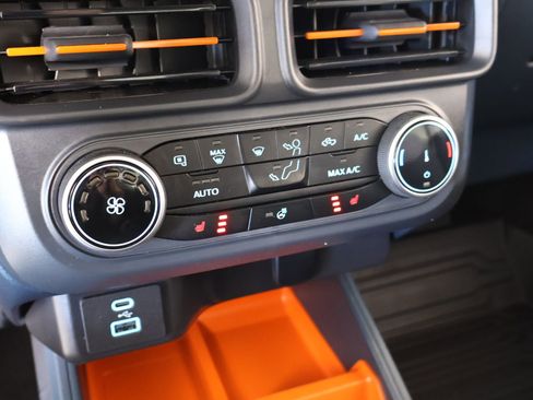 Used 2024 Ford Maverick XLT w/ XLT Luxury Package image 7