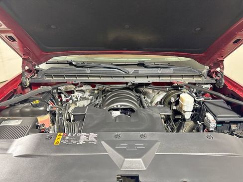 Used 2018 Chevrolet Silverado 1500 High Country AWD/4WD image 29