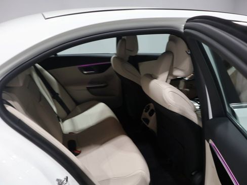 Used 2024 Mercedes-Benz C 300 4MATIC Sedan image 21