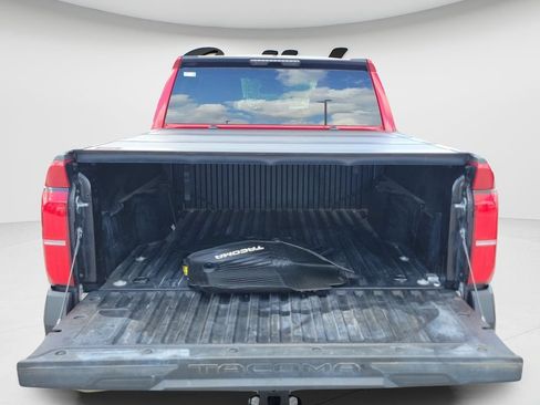 Certified 2024 Toyota Tacoma SR AWD/4WD image 9