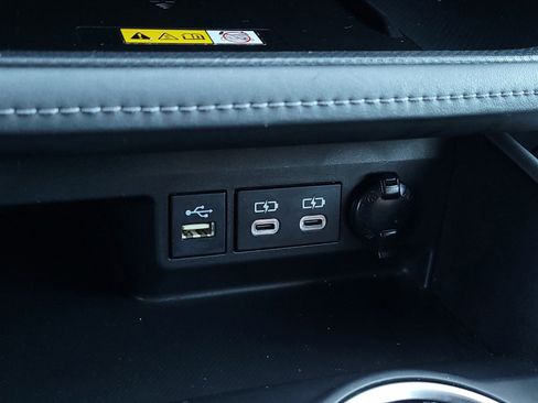 Certified 2023 Toyota Highlander XLE image 21