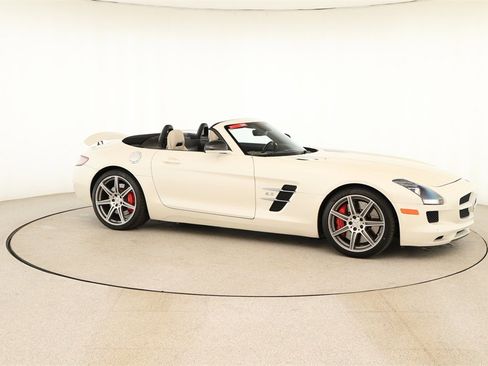 Used 2012 Mercedes-Benz SLS AMG Roadster image 9