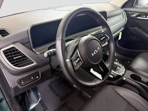 New 2026 Kia Seltos EX FWD image 12