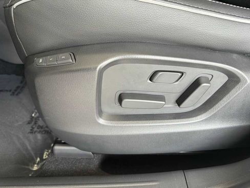 Used 2025 MAZDA CX-5 AWD 2.5 S w/ Premium Plus Pkg image 5
