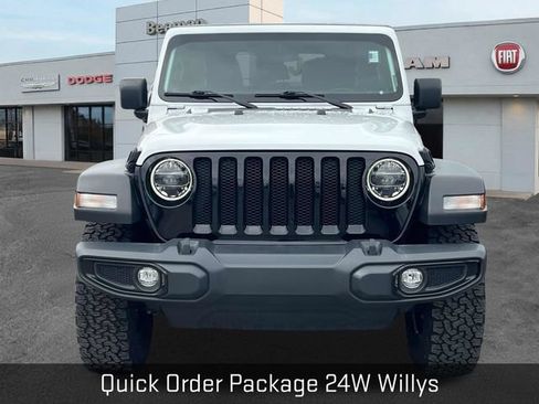 Used 2022 Jeep Wrangler Sport AWD/4WD image 2