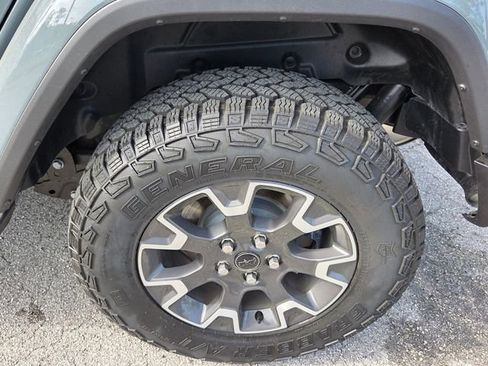 Used 2024 Jeep Wrangler Sahara w/ Technology Group image 16