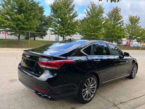 Used 2015 Hyundai Genesis 5.0 image 7