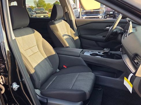 New 2026 Nissan Rogue SV FWD image 14