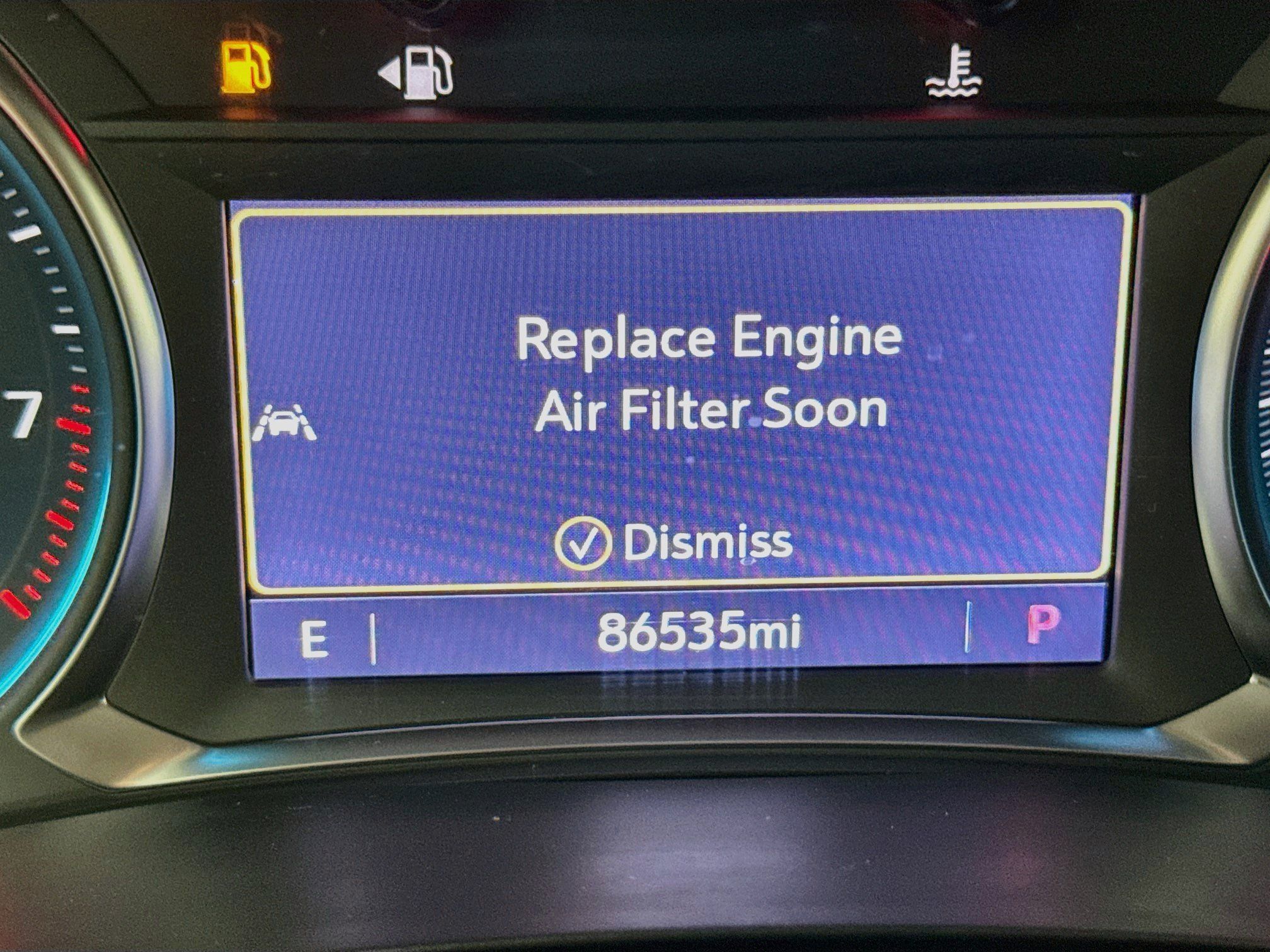 Used 2023 Chevrolet Traverse LT AWD/4WD image 16