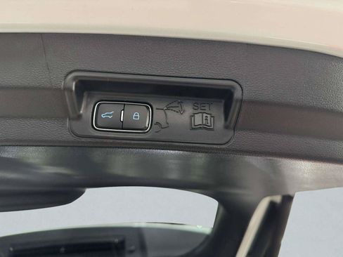 Used 2025 Ford Explorer ST AWD/4WD image 46