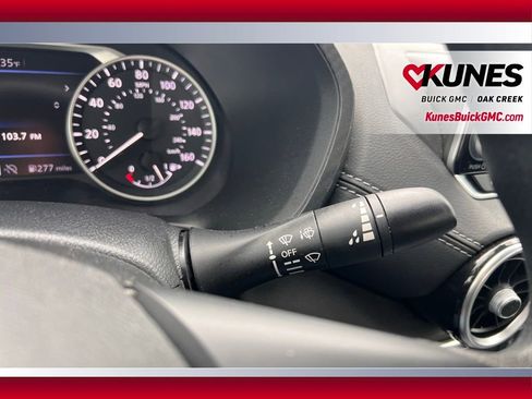 Used 2024 Nissan Sentra SV image 18