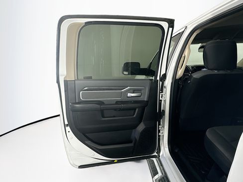 Used 2020 RAM 2500 Big Horn AWD/4WD image 24