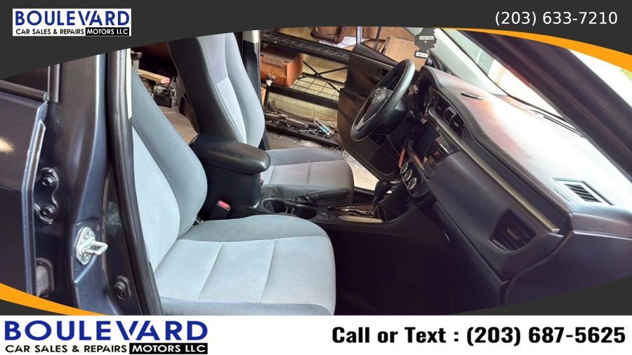Used 2016 Toyota Corolla L FWD image 36