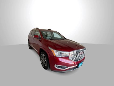 Used 2019 GMC Acadia Denali w/ Technology Package image 2