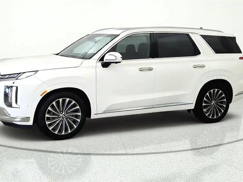 Used 2024 Hyundai Palisade Calligraphy AWD/4WD image 3