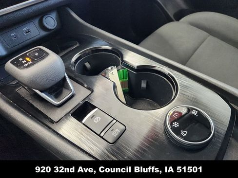 Used 2023 Nissan Rogue S image 31