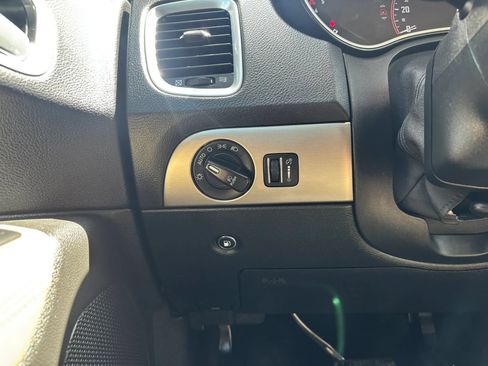 Used 2019 Dodge Durango SXT AWD/4WD image 24