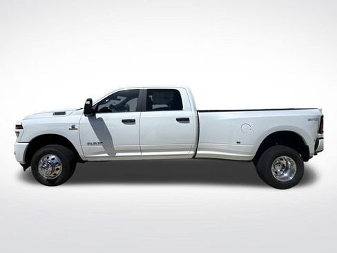 New 2027 RAM 3500 Big Horn AWD/4WD image 5