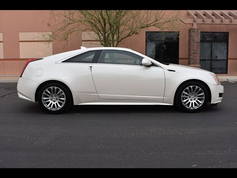 Used 2013 Cadillac CTS Coupe RWD image 1