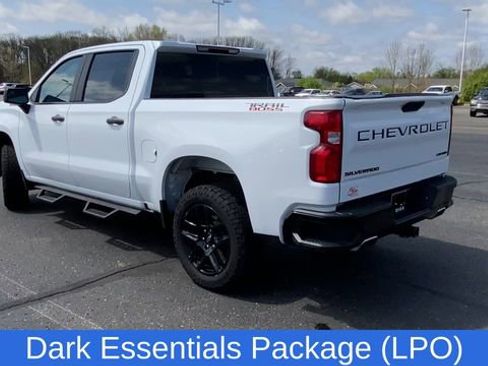Certified 2022 Chevrolet Silverado 1500 Custom Trail Boss w/ LPO, Dark Essentials Package AWD/4WD image 8