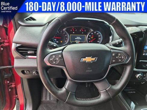 Used 2023 Chevrolet Traverse LT FWD image 17